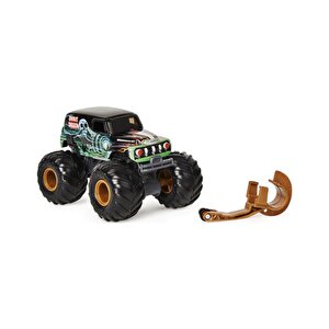 Monster Jam Grave Digger 20130613