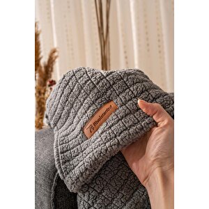 Wellsoft Tek Kişilik Kareli Battaniye - Peluş Tv Battaniyesi 100x170 Cm Gri