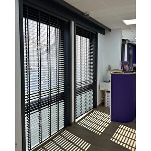 Gülsem Dekor Antrasit  Ahşap Görünümlü Jaluzi 50 Mm 100x180 cm