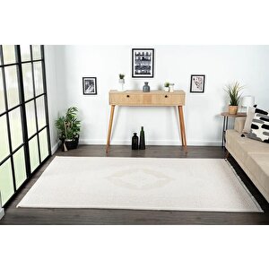 Truva 8342 Oval Krem Halı Bej Detaylı Kalın Akrilik Tozuaz Modern Klasik Salon Halısı Koridor Oval 156x230 cm