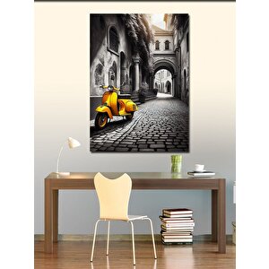 Kanvas Tablo Dar Sokakta Sarı Vespa 50x70 cm