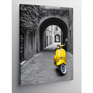 Kanvas Tablo Sarı Vespa Sokakta 50x70 cm