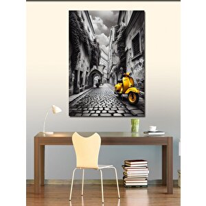 Kanvas Tablo Sokakta Sarı Vespa 70x100 cm
