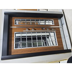 Ahşap Desenli Bina Giriş Kapıları
