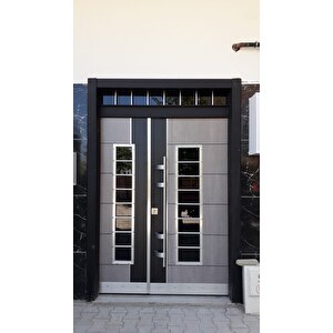 Camlı Apartman Giriş Kapısı