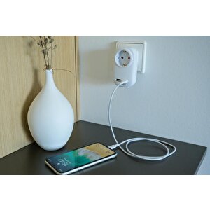 Brennenstuhl Premium Serisi Tek Soketli 18w Hızlı Şarj Özellikli 1 Typ-c + 1 Usb' Li Şarj Korumalı Priz