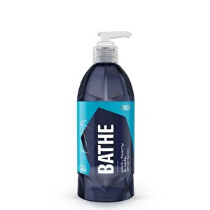 Gyeon Q²m Bathe Ph Nötr Cilalı Oto Şampuanı - 500 Ml -yüksek Konsantre Jel Araç Yıkama Köpüğü