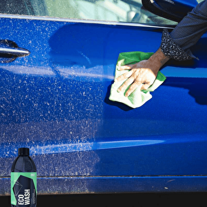 Gyeon Q²m Eco Wash Seramik Katkılı Susuz Yıkama Yüzey Temizleyici Ve Parlatıcı Cila - 1000 Ml