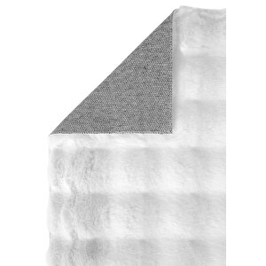 Cool Halı Pretty Beyaz Yıkanabilir Kabartmalı Yumoş Halı Kaymaz Suni Kürk Tavşan Post Peluş Halı