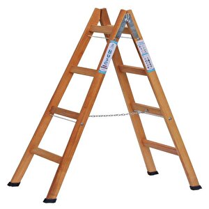 Buse 4 Basamakli A Ti̇pi̇ Katlanir Gürgen Ahşap Merdi̇ven 140cm