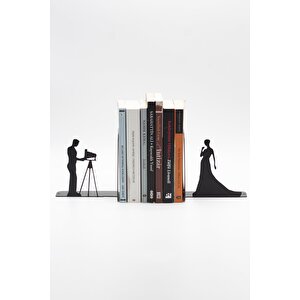 Kameraman Ve Model Figürlü Metal Kitap Tutucu Kitap Desteği Siyah