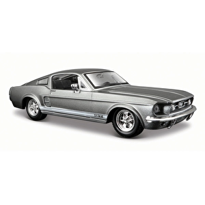 Maisto 1:24 1967 Model Ford Mustang Gt