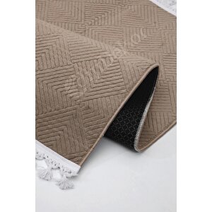 Avangard Halı Pramit Kahve Salon Koridor Antre Mutfak Halısı Silinebilir Ponpon Saçak 120x900 cm