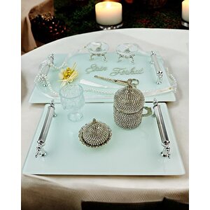 Harmonize Beyaz Söz Tepsisi Ve Damat Kahve Fincanı Kırmızı