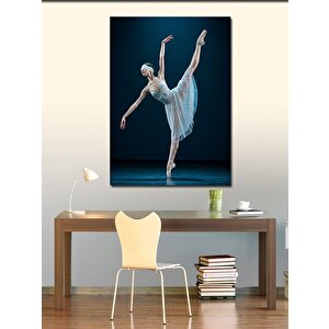 Kanvas Tablo Sahne Işıklarında Balerin 70x100 cm