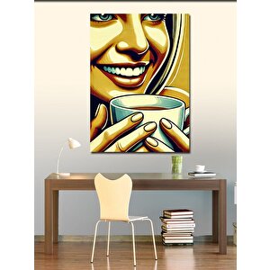 Kanvas Tablo Sıcak Kahve İle Gülümseyen Kadın 70x100 cm