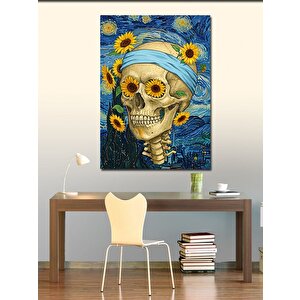 Kanvas Tablo Çiçeklerle Çerçevelenmiş Kafatası 70x100 cm