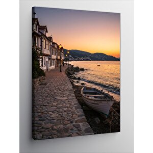 Kanvas Tablo Akşamüstü Sahil Sokakları 70x100 cm