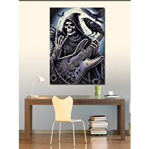 Kanvas Tablo Kuzgunlu Gitar Ve Karanlık Müziğin Temsilcisi 100x140 cm