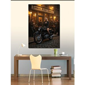 Kanvas Tablo Motosikletli Kadın Gece Sokakta 70x100 cm