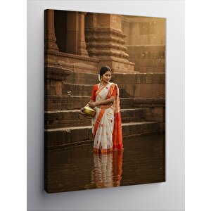 Kanvas Tablo Geleneksel Hintli Kadın 70x100 cm