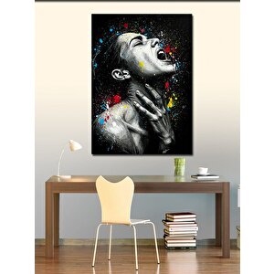 Kanvas Tablo Renkli Şarkı Söyleyen Kadın 50x70 cm