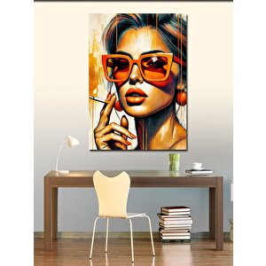 Kanvas Tablo Turuncu Gözlük Takmış Kadın 70x100 cm