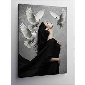 Kanvas Tablo Beyaz Güvercinli Kadın Portresi 100x140 cm