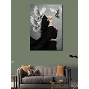 Kanvas Tablo Beyaz Güvercinli Kadın Portresi 100x140 cm