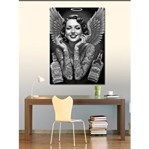 Kanvas Tablo Melek Dövmeli Kadın Ve İçecek 70x100 cm