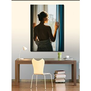 Kanvas Tablo Pencere Önünde Kadın 100x140 cm