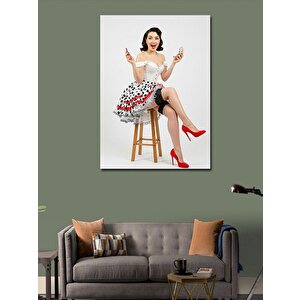 Kanvas Tablo Mutlu Kadın Portresi 100x140 cm