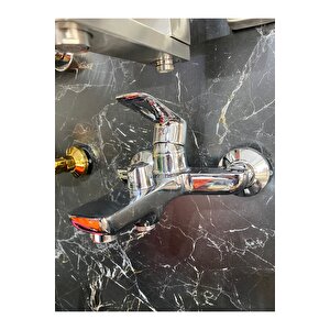 Gümüş Banyo Bataryası Kare Büyük Tasarım Krom Duş Musluğu Banyo Armatür