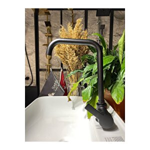 Mat Siyah Mutfak Bataryası Siyah Evye Musluğu Siyah Mutfak Muslugu 5 Yıl Garantili Premium Design