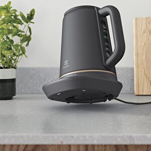 Explore 7 E7k1-6bp 1.7 Lt 2400 W Kettle