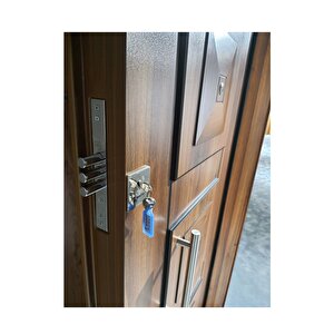Çelik Kapi Ahşap Kaplama Tırnaklı Sistem Çelik Kapi, Kabartmalı Model Daire Kapısı Sağ