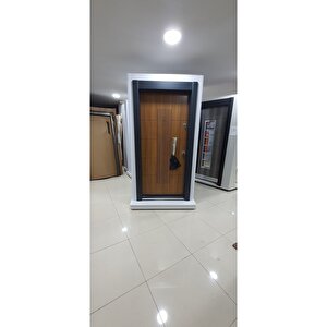 Çelik Kapı, Ahşap Desenli, Statik Kasa Çelik Kapı, Tırnaklı Sistem Sağ Açılım