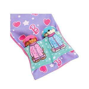 Barbie Ve Köpekçikleri Pijama Partisi Hxn01