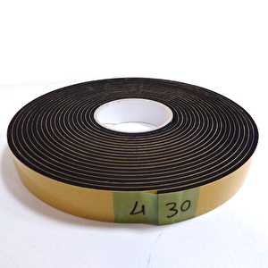 Kapı Pencere İzolasyon Bandı Yapışkan Sünger 4 Mm Kalınlık 30 Mm Genişlik 10 Metre Uzunluk / Epdm-4*30