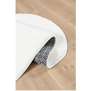 Yıkanabilir Peluş Seccade Overloklu Namazlık Beyaz 70x120 cm