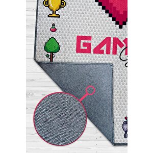 Oyuncu Kız Açık Renkli Beyaz Oyuncu Halısı Gamer Temalı Halı Modern Oyuncuya Hediye Halı 80x120 cm