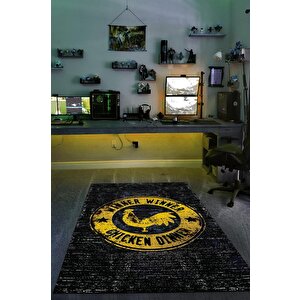 Tavuğu Hak Ettin Siyah Renk Oyuncu Halı Sarı Renk Gamer Temalı Halı Pubg Sever Hediye Halı 120x180 cm