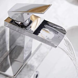 Lavabo Bataryasi Krom Şelale Kare Gövde Eği̇mli̇ Havza Banyo Armatür Çi̇ft Gi̇ri̇ş Lüks Ergonami̇k