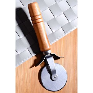 Bambu Saplı Pizza Ve Hamur Kesme Ruleti 18 Cm