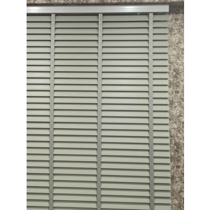 Gri Redektörlü Kurdelalı Ahşap Jaluzi 110x150 cm