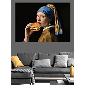 Hamburger Yiyen İnci Küpeli Kız Dekoratif Kanvas - Mdf Ahşap Tablo