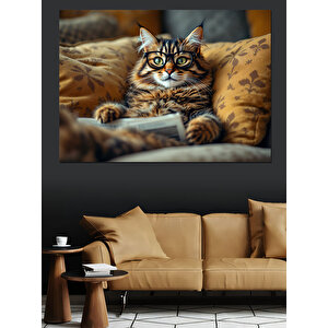 Battaniyede Yatan Sevimli Kedi Dekoratif Kanvas - Mdf Ahşap Tablo 50x70 cm