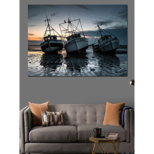 Denizde Demirleyen Balıkçı Tekneleri Dekoratif Kanvas - Mdf Ahşap Tablo 35x50 cm