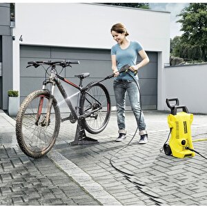 Karcher K2 110 Bar Yüksek Basıçlı Araç Yıkama Makinesi 1400 W + Şampuan + Köpük Püskürtme Aparatı + Bakım Spreyi Seti