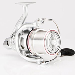 Daiwa Emblem 35scw 4000 Qd Surf Olta Makinesi